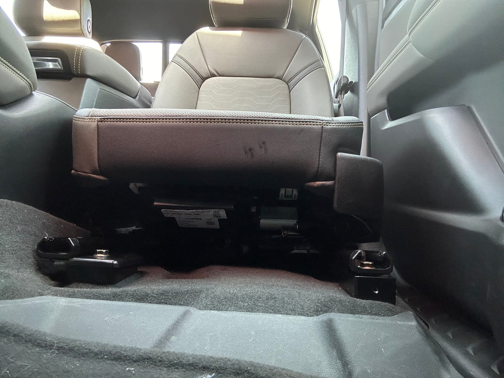 GM FRONT SEAT JACKERS® (COLORADO AND CANYON)