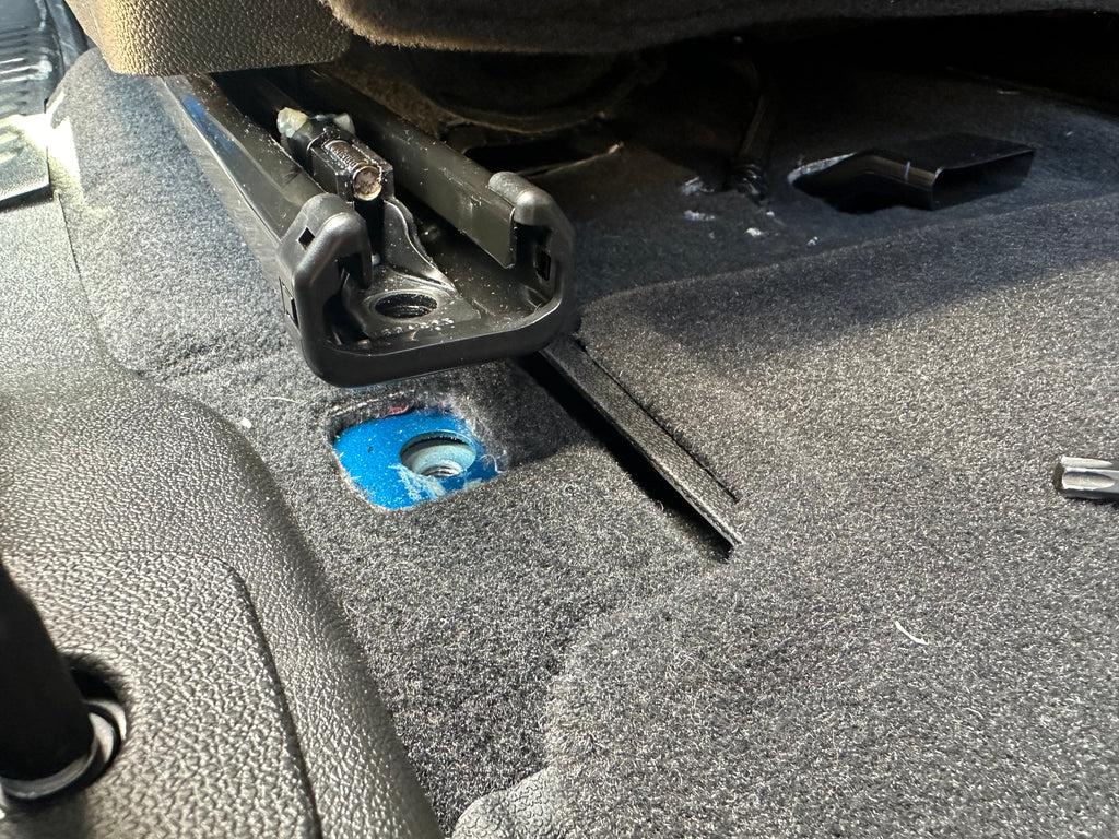 GM ADJUSTABLE REAR SEAT JACKERS® (COLORADO AND CANYON)