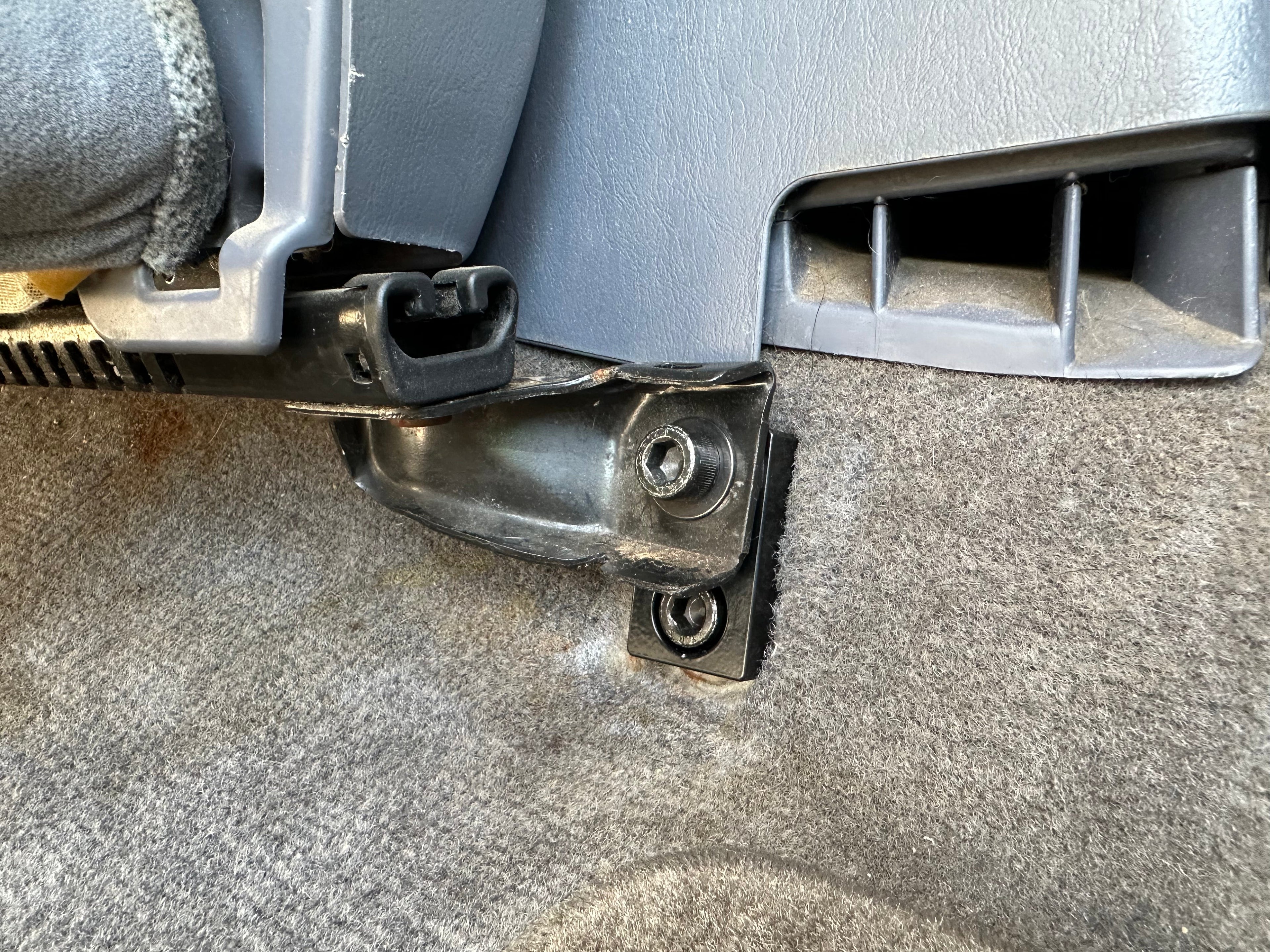 TOYOTA ADJUSTABLE REAR SEAT JACKERS® (4RUNNER)