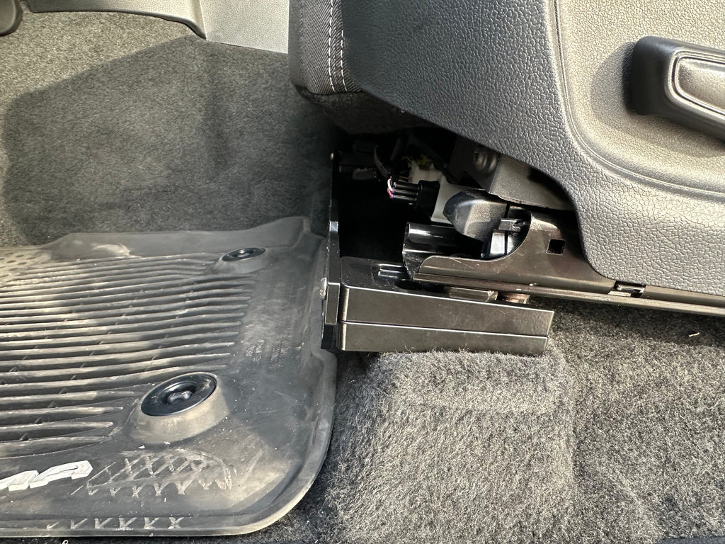 TOYOTA ADJUSTABLE FRONT SEAT JACKERS® W/OPTIONAL MMP (TACOMA)
