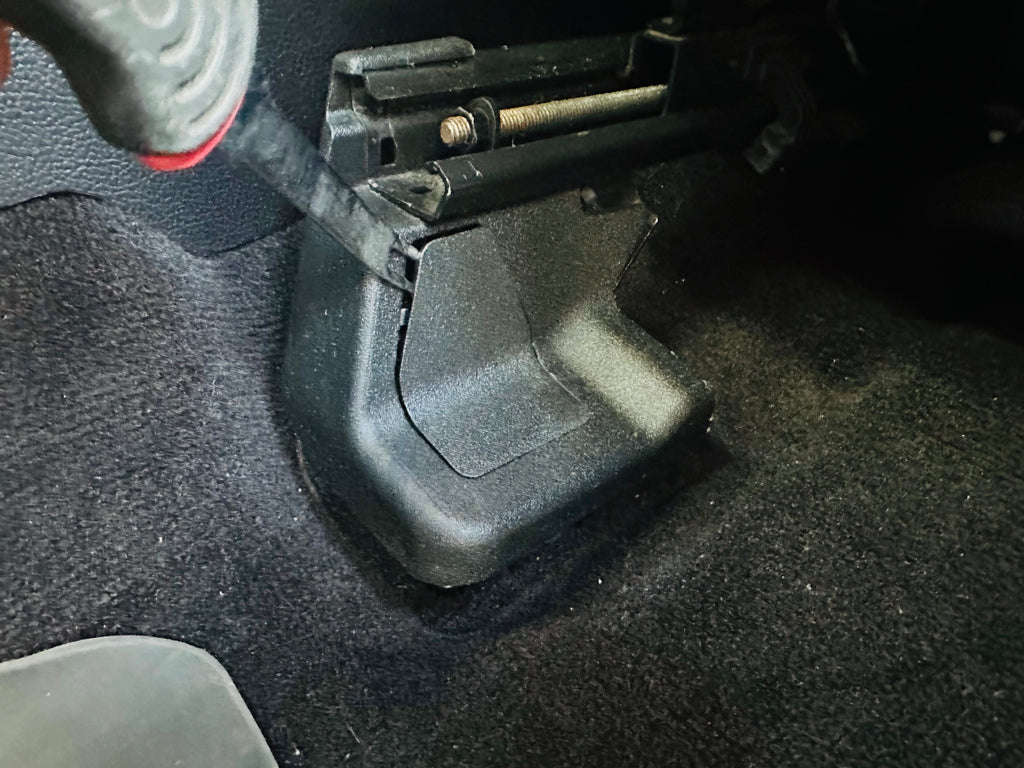 FORD ADJUSTABLE FRONT SEAT JACKERS® (F150, LIGHTNING, AND EXPEDITION)
