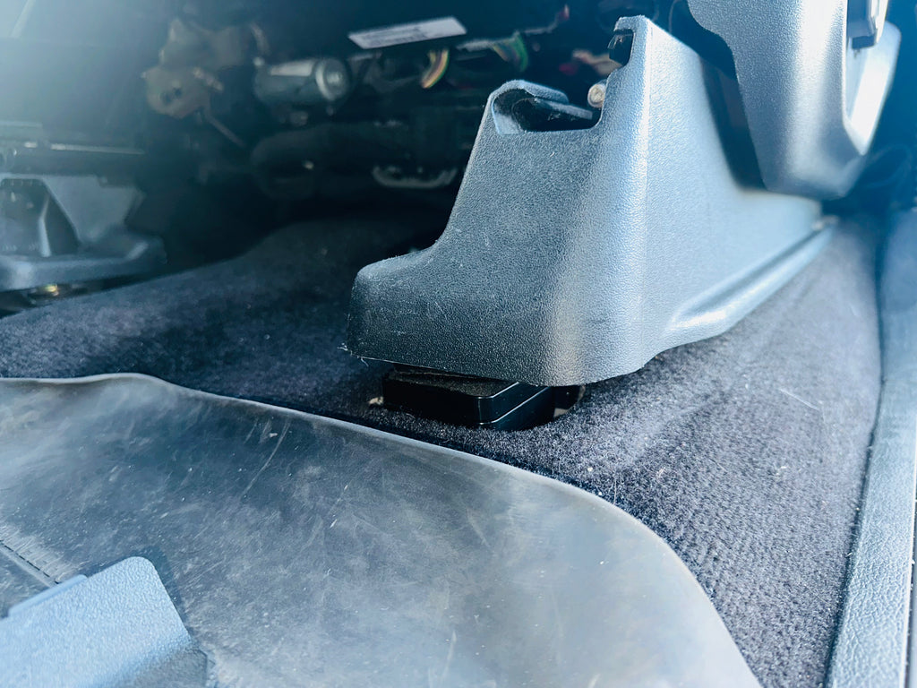 FORD ADJUSTABLE FRONT SEAT JACKERS® (FORD SUPER DUTY)