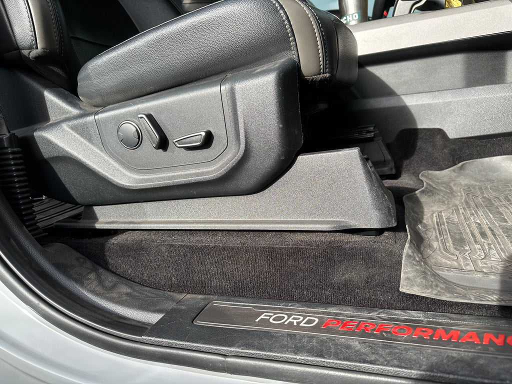 FORD SEAT JACKER® BOOSTER BUNDLE® (F150, SUPER DUTY, AND EXPEDITION+)