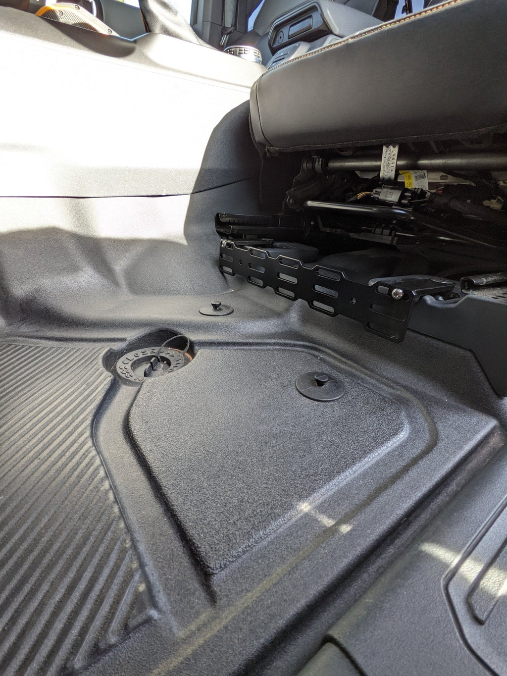 FORD FRONT MULTI MOUNT PANEL (BRONCO)