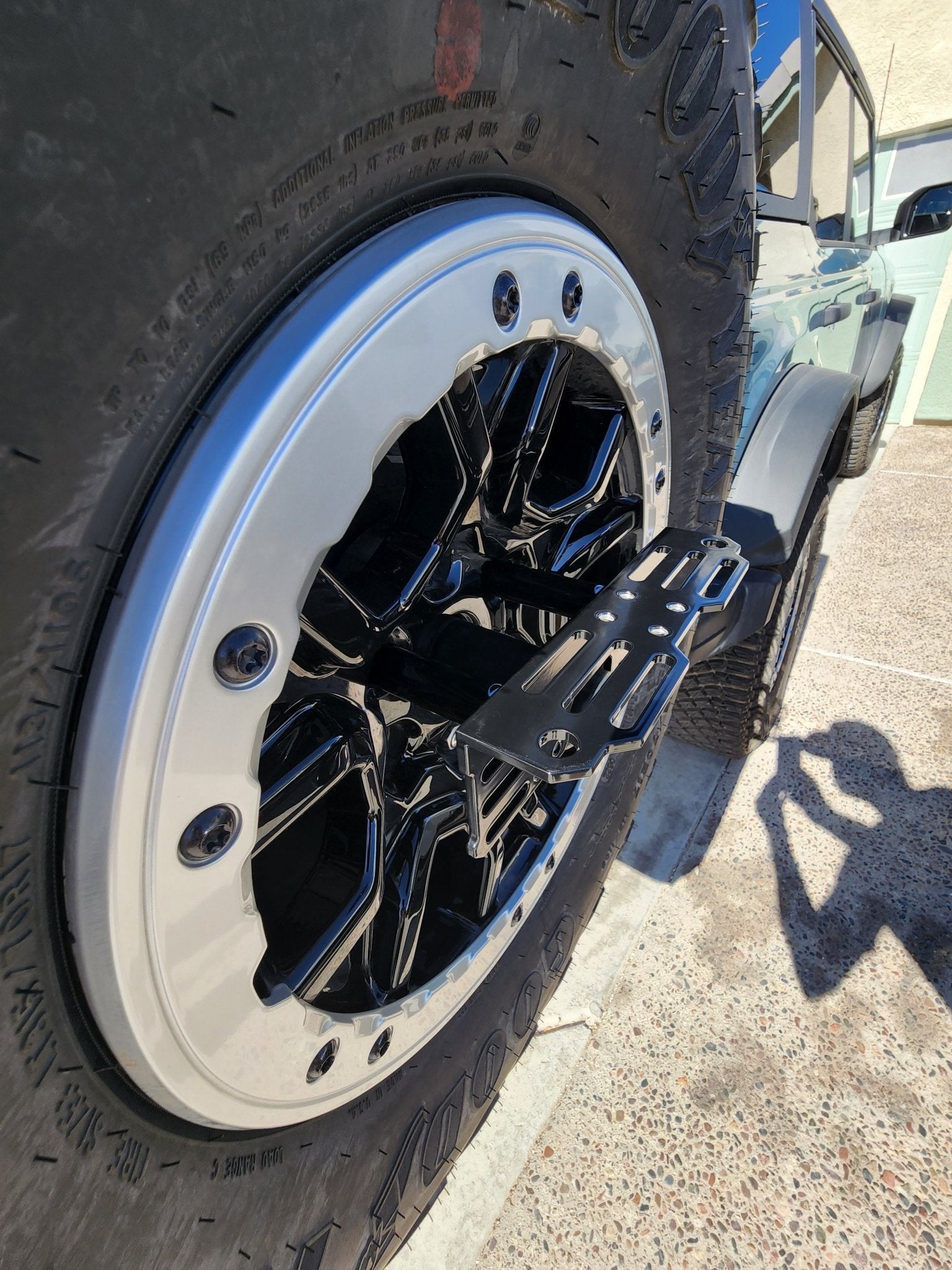 FORD SPARE TIRE MOLLE (BRONCO)