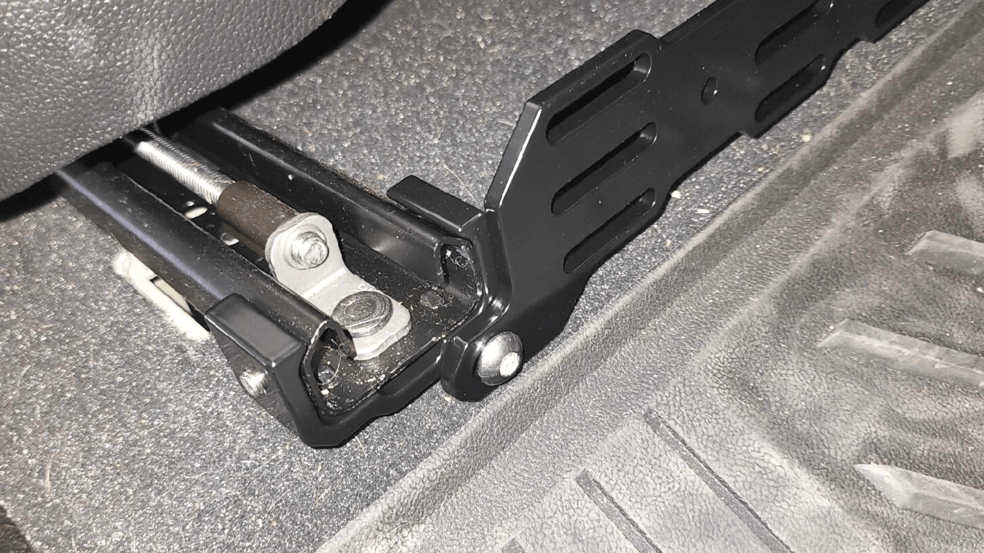 GM FRONT MULTI MOUNT PANEL (COLORADO AND CANYON)