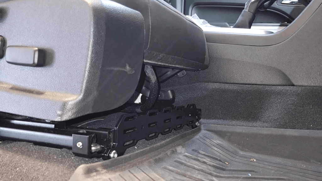 GM FRONT MULTI MOUNT PANEL (SUBURBAN, TAHOE, AND YUKON)