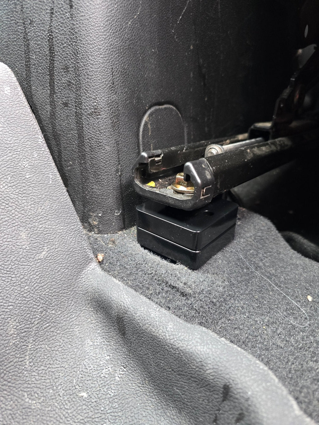 GM SEAT JACKER® BOOSTER BUNDLE (SILVERADO, SIERRA, HD, SUBURBAN, TAHOE+)