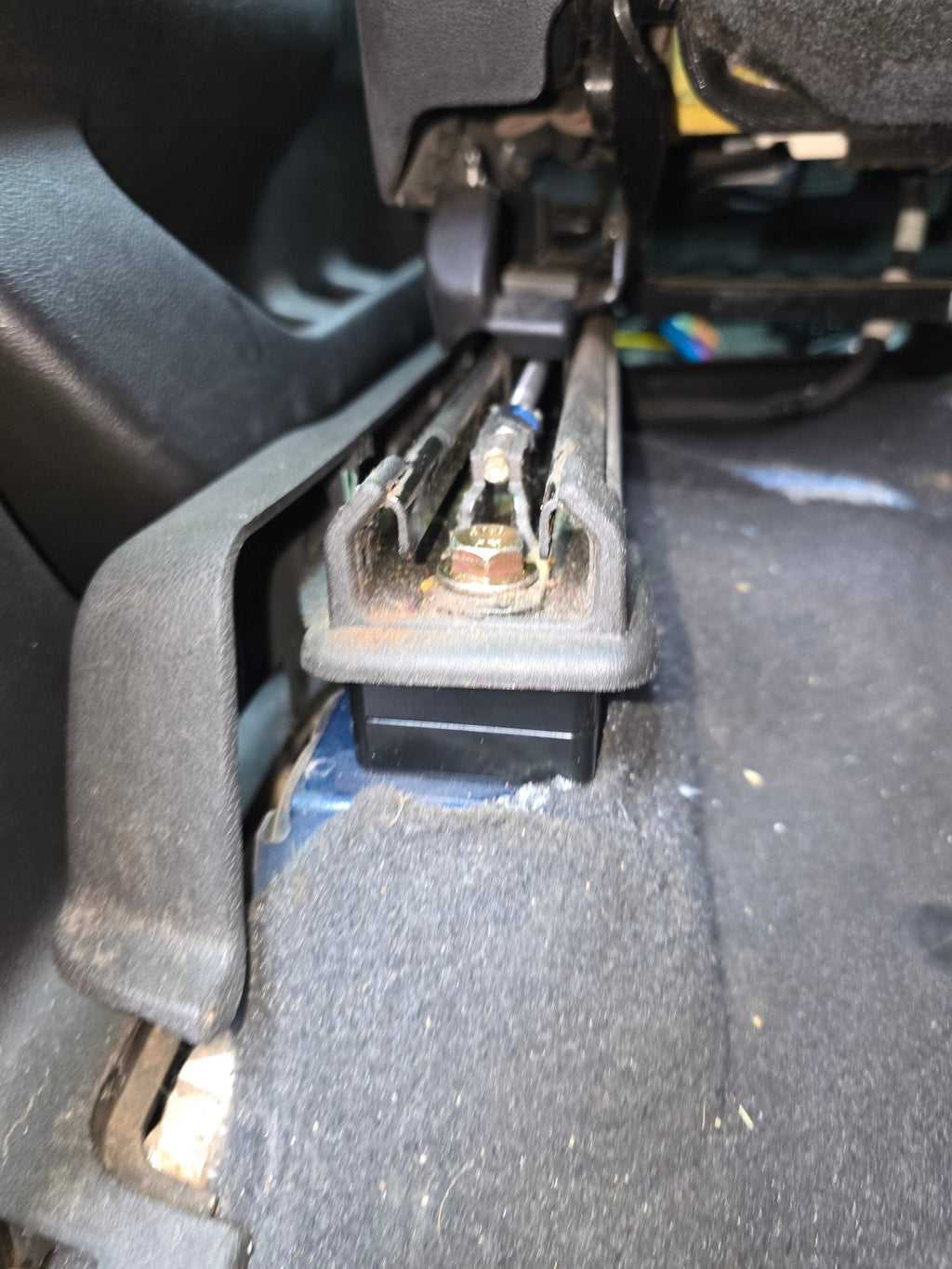 GM SEAT JACKER® BOOSTER BUNDLE (SILVERADO, SIERRA, HD, SUBURBAN, TAHOE+)