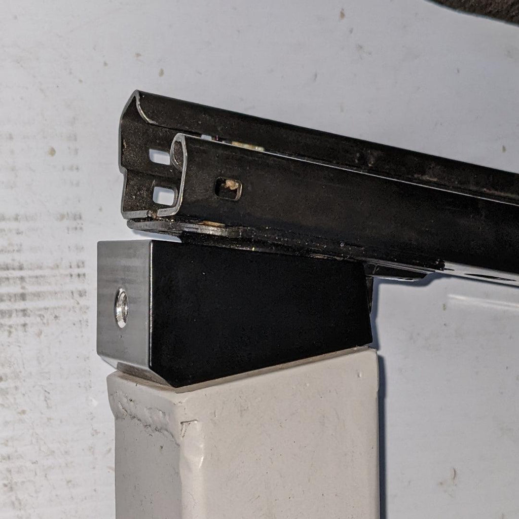 JEEP SHORTY FRONT SEAT JACKERS® (WRANGLER & GLADIATOR)