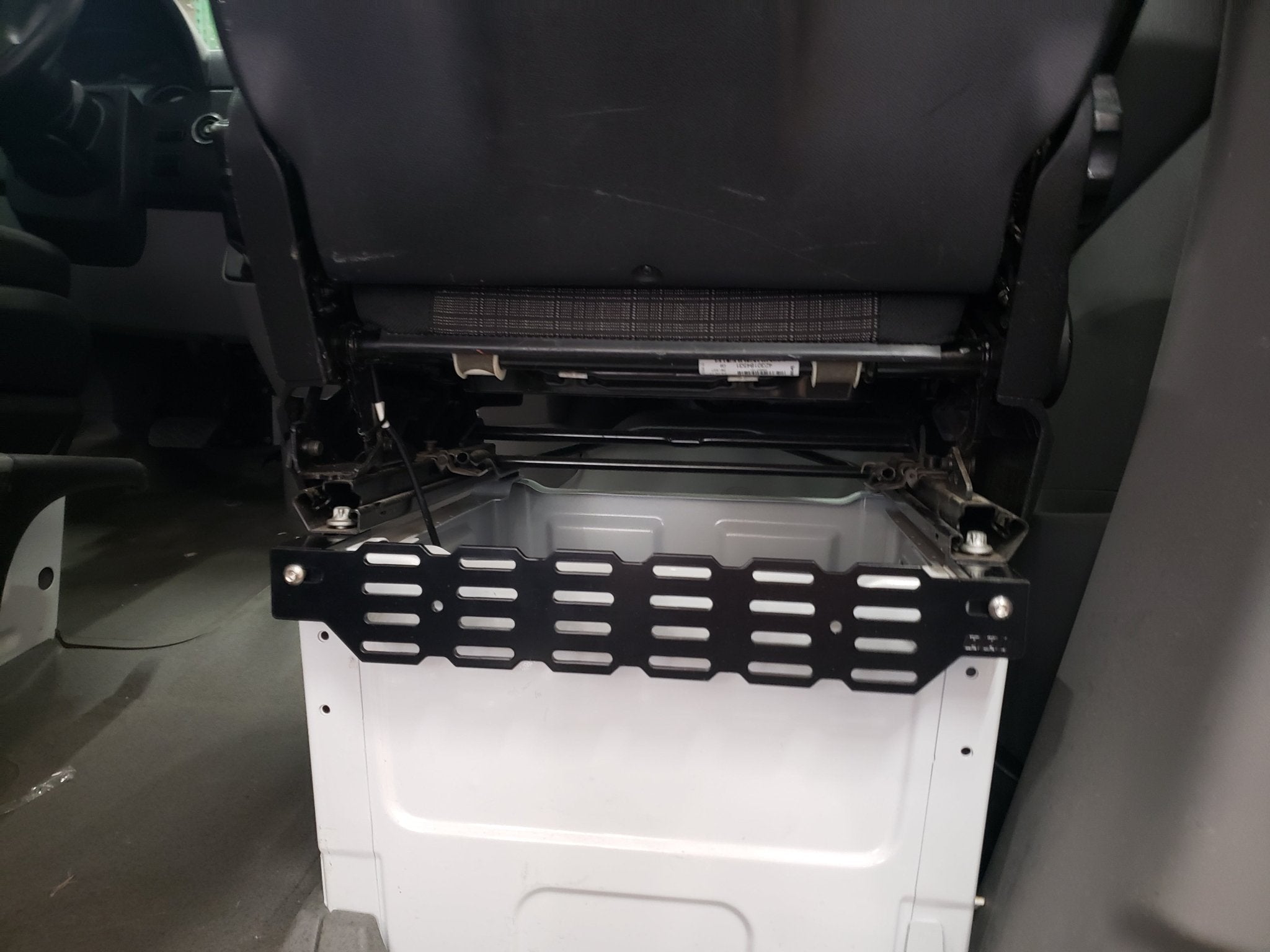 MERCEDES FRONT MULTI MOUNT PANEL (SPRINTER VAN)