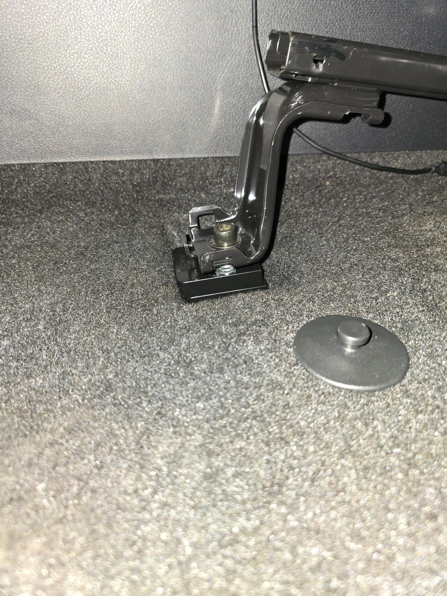 NISSAN FRONT SEAT JACKERS® (PATHFINDER)